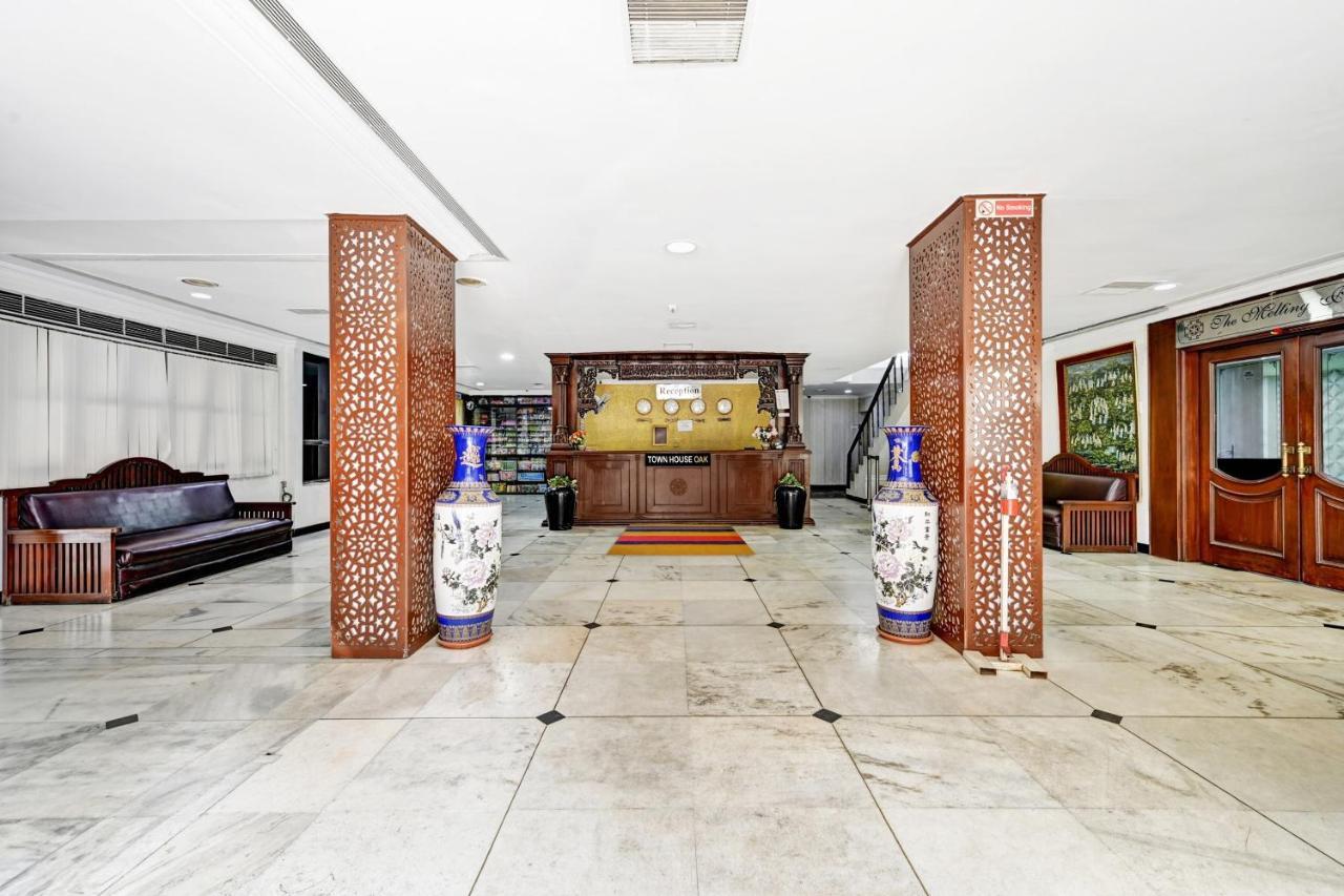 Super Townhouse Oak Hotel Belsons Taj Mahal Secunderabad Ngoại thất bức ảnh