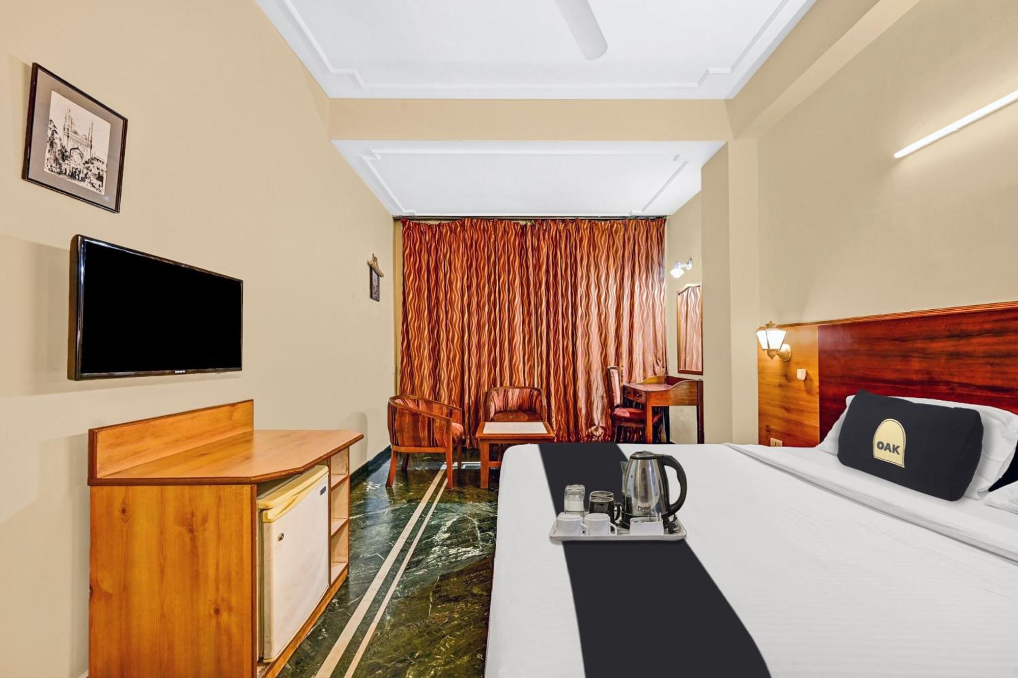 Super Townhouse Oak Hotel Belsons Taj Mahal Secunderabad Ngoại thất bức ảnh