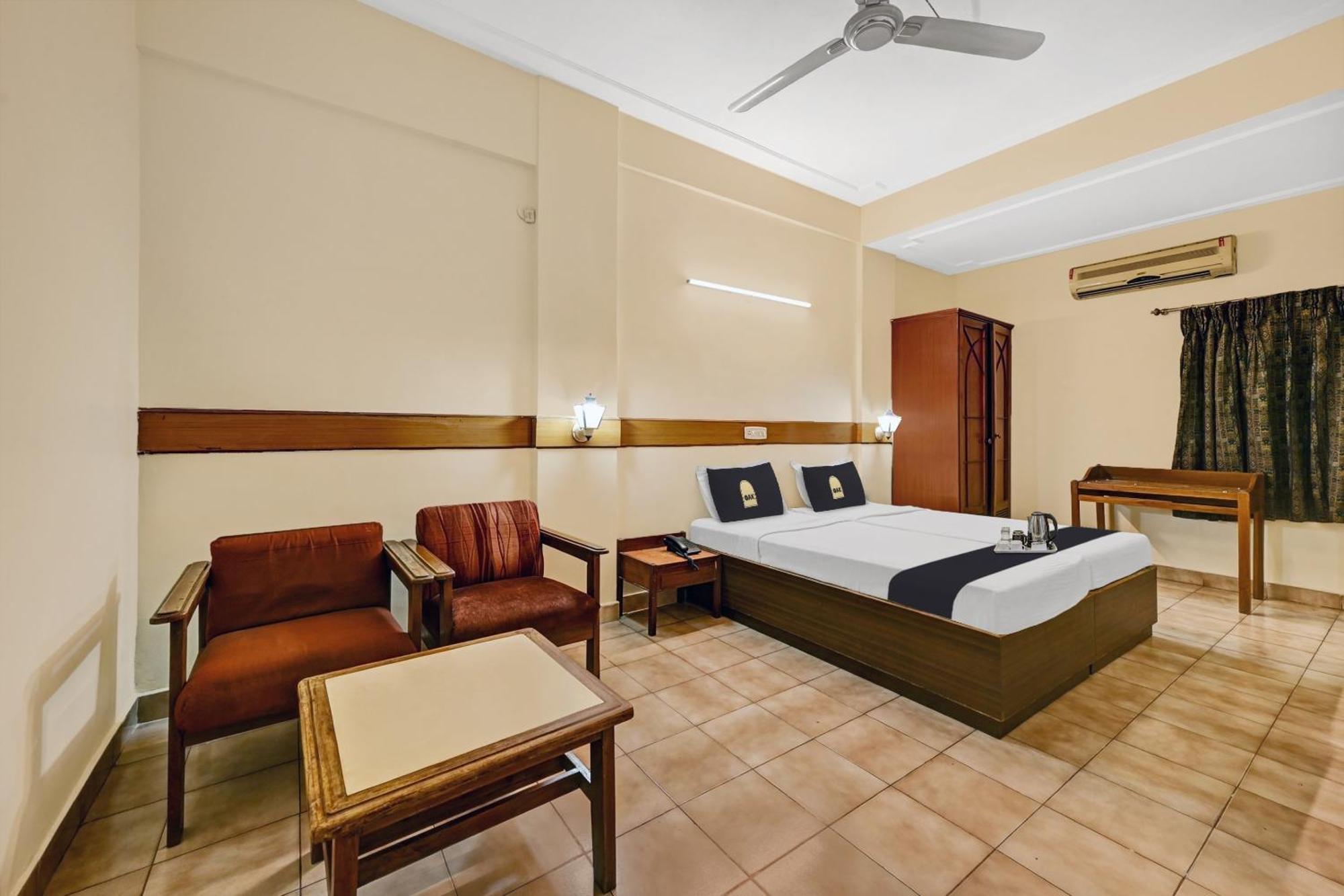 Super Townhouse Oak Hotel Belsons Taj Mahal Secunderabad Ngoại thất bức ảnh
