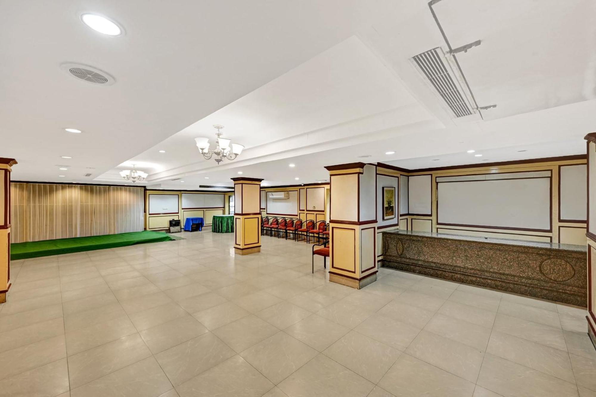 Super Townhouse Oak Hotel Belsons Taj Mahal Secunderabad Ngoại thất bức ảnh