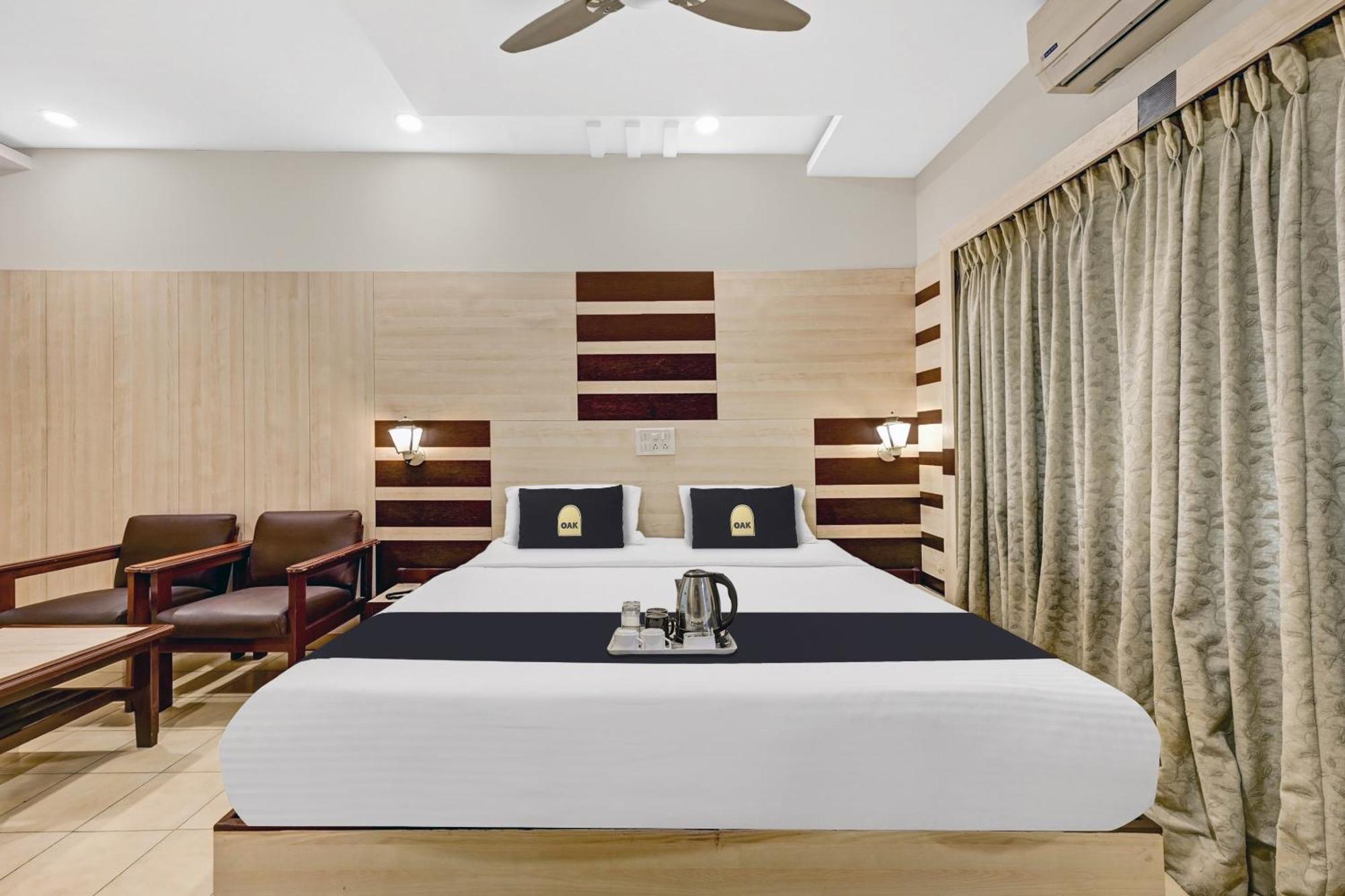 Super Townhouse Oak Hotel Belsons Taj Mahal Secunderabad Ngoại thất bức ảnh